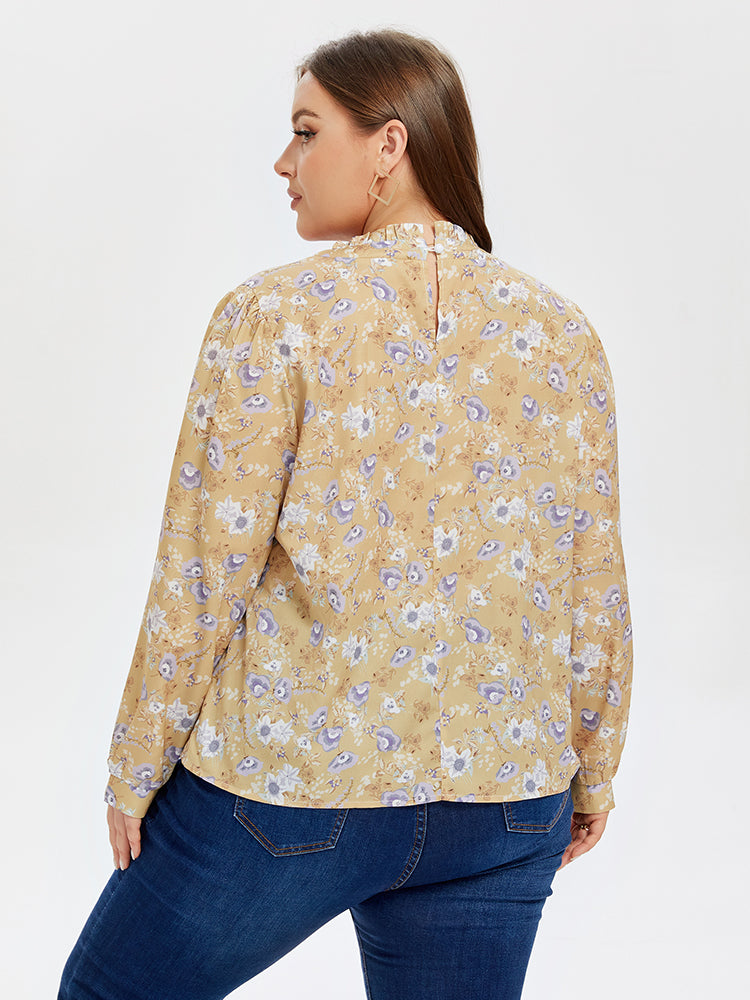 Bluse mit Rüschenausschnitt und Blumendruck