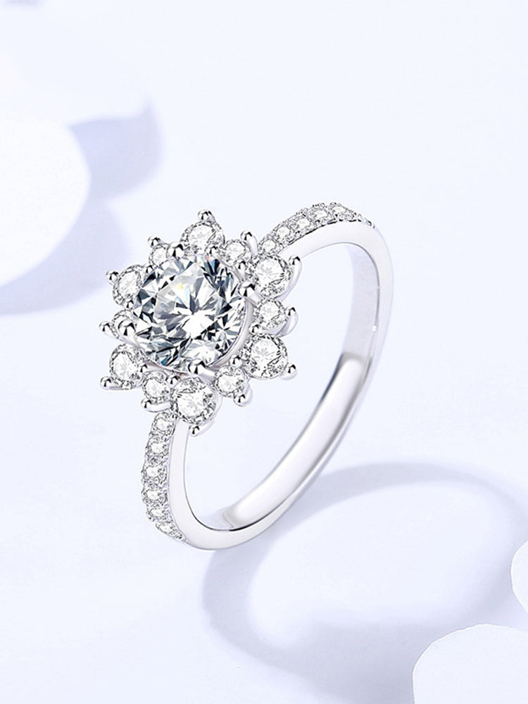 1 Carat Sunflower Round Shape Moissanite Ring