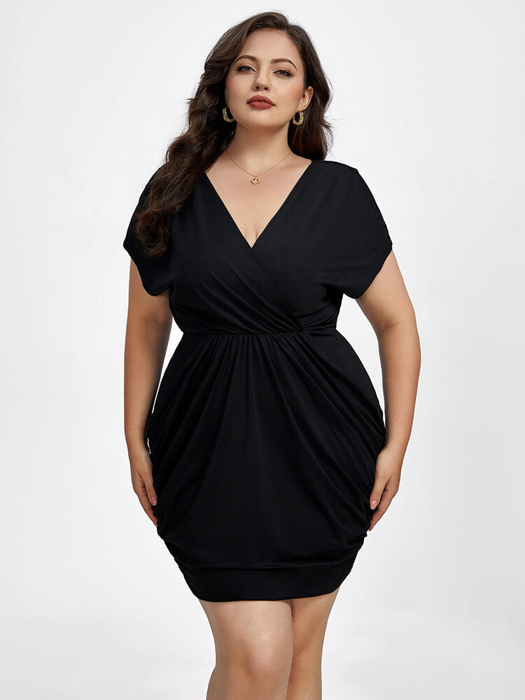 Plus Black Crisscross V-Neck Elastic Waist Ruched Dress